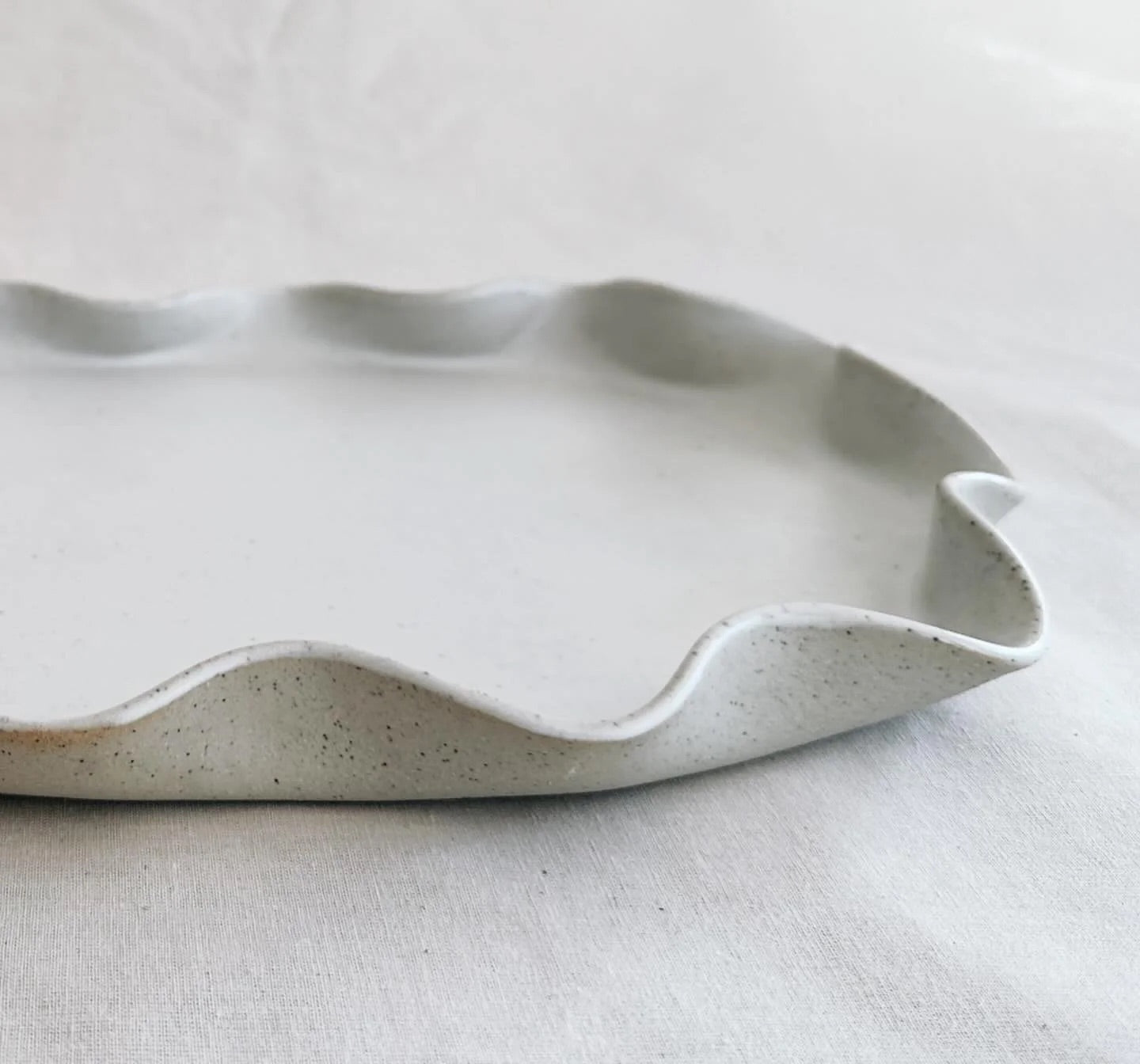 Wave Platter - White