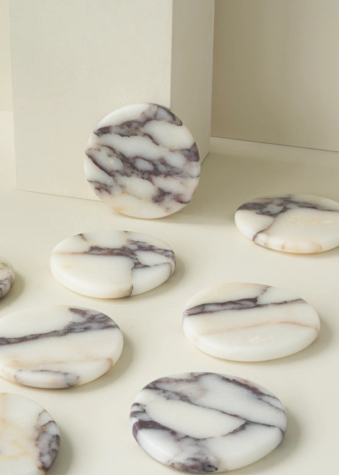 Black Blaze Stone Coaster Set - Calacatta Viola