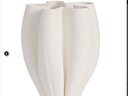 Bronwyn Vase