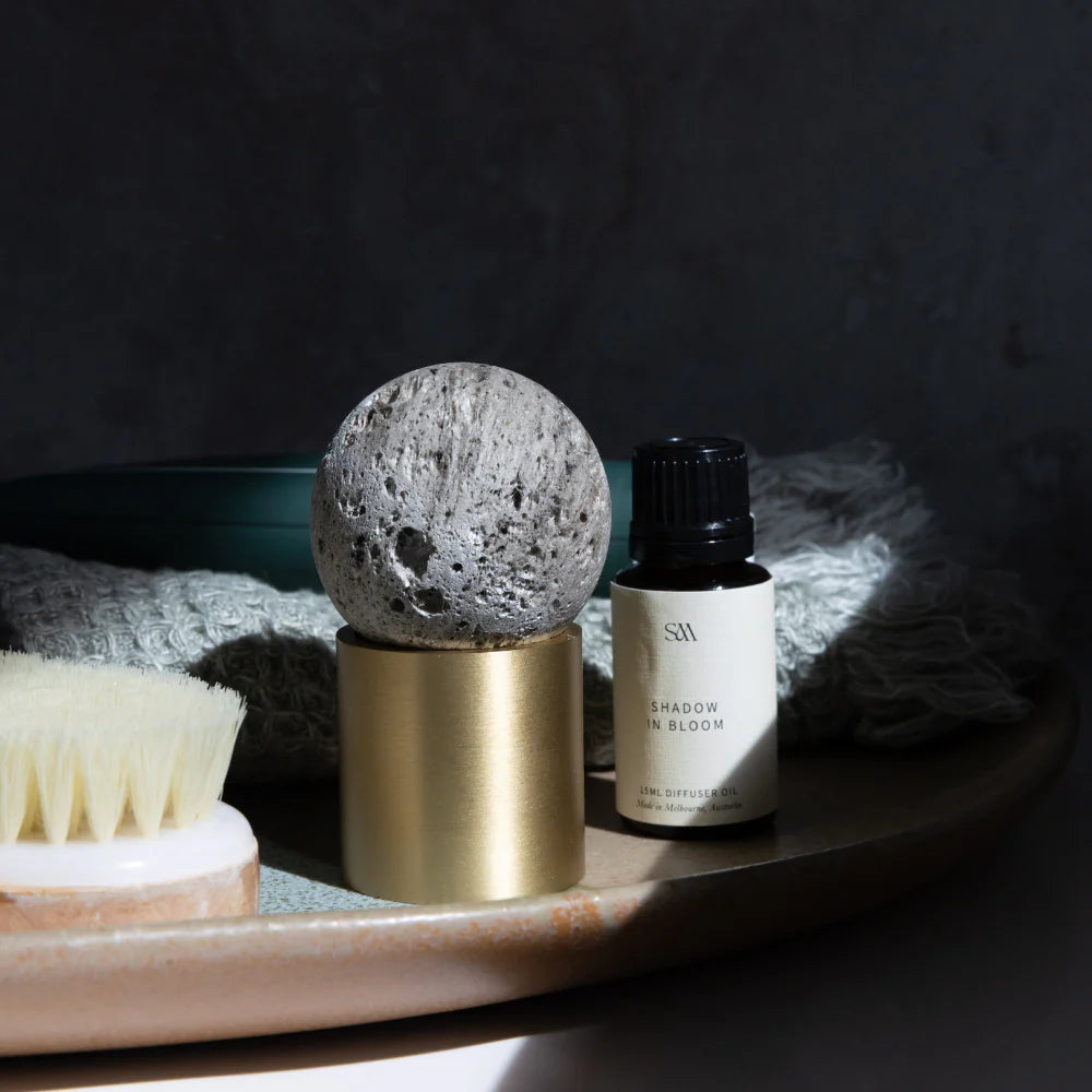 Brass Diffuser - Shadow In Bloom