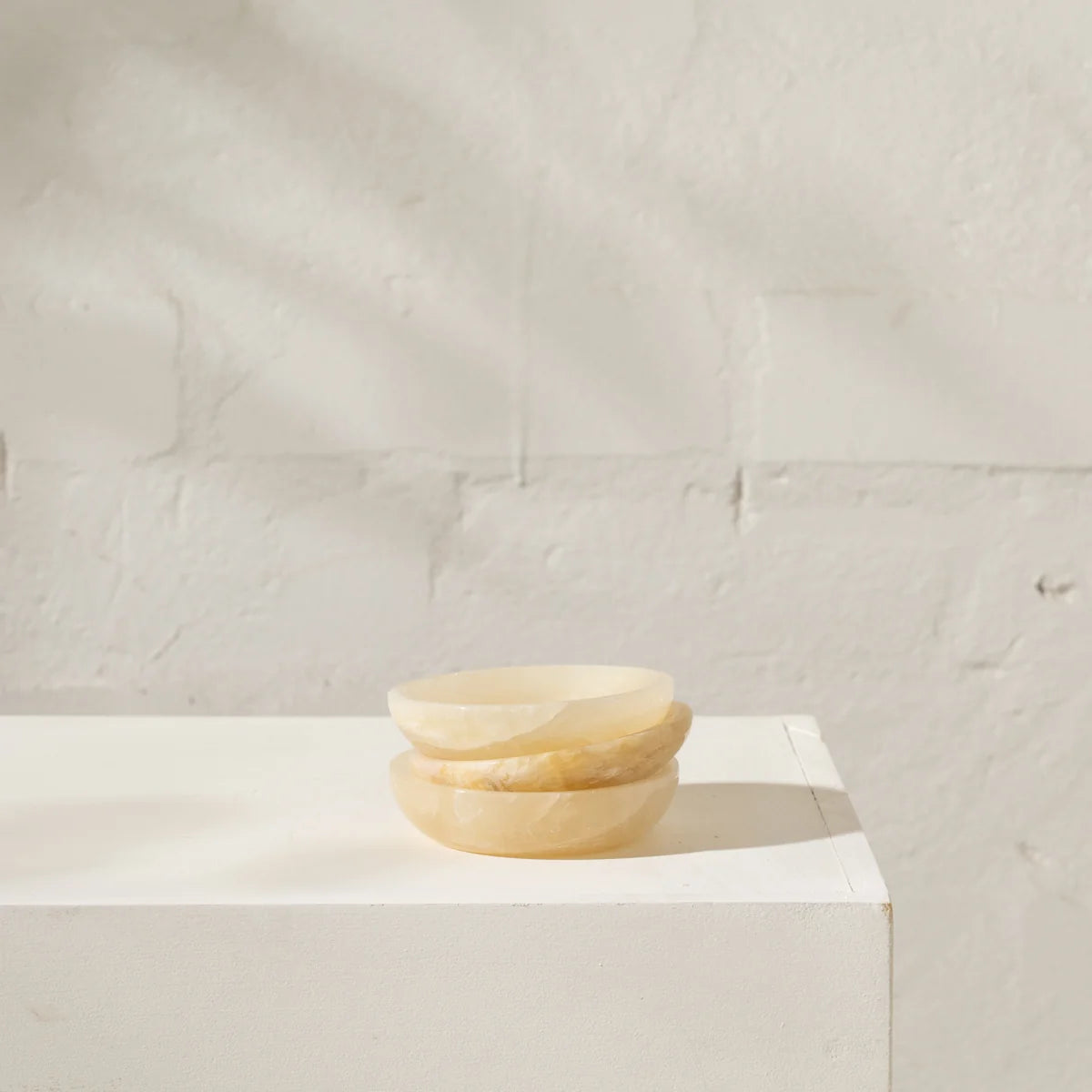 Abril Onyx Dish - Medium