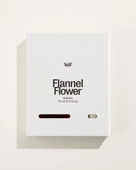 Leif Two Hands: Flannel Flower SML