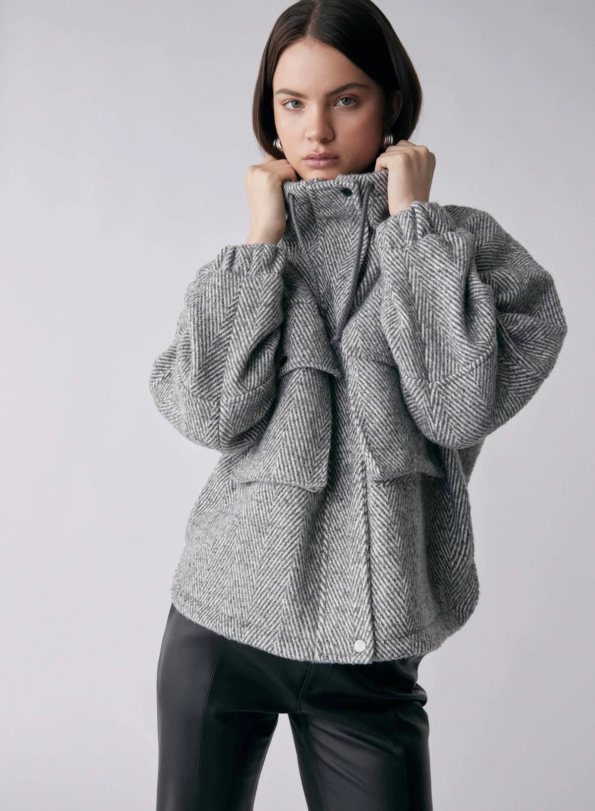 Weekender Jacket - Esmaee