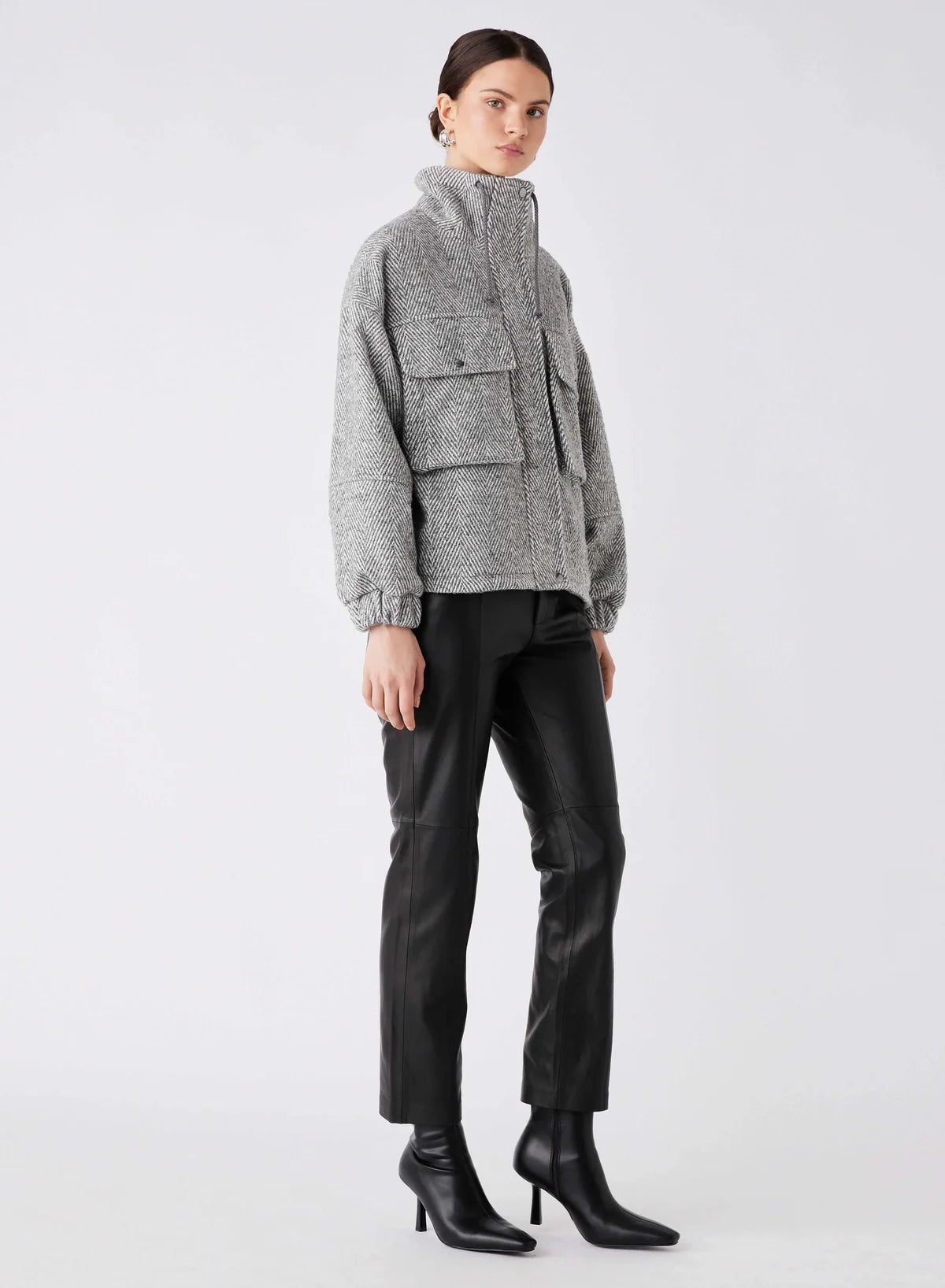 Weekender Jacket - Esmaee