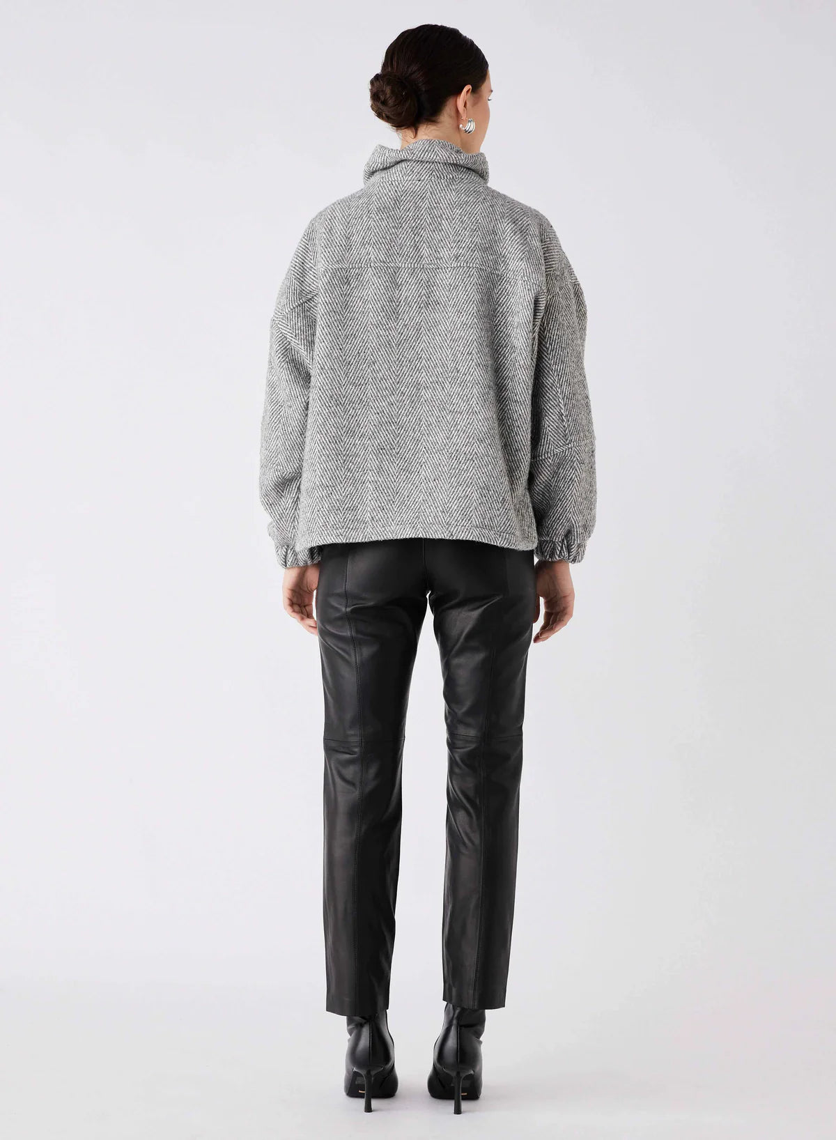 Weekender Jacket - Esmaee