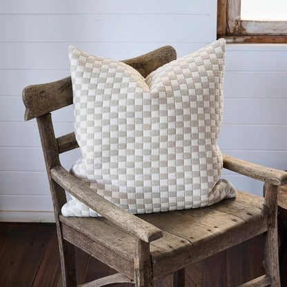 Gambit Cushion - Off White/Natural 50x50cm